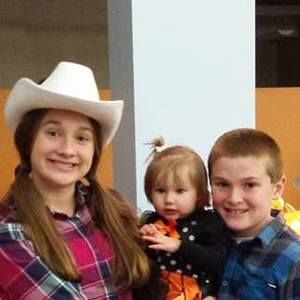 Meet your Posher, Carla